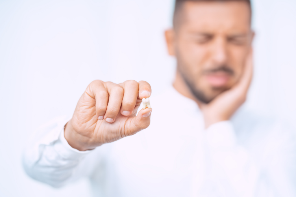 Knocked-Out Tooth? Here’s Why an Emergency Dentist in Camp Springs is Your Best Bet